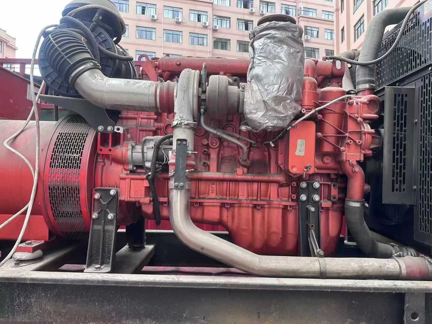 张湾如何选择适合 600kW 柴油发电机组的过载保护器?