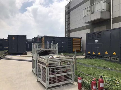 张湾除了定期检查，还有哪些方法可以及时发现接触式转速表探头的磨损？